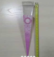 Коробка № 64 КОНУС с ПЭТ с крышкой розовый узор 1/50